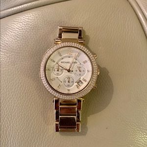 Michael Kors gold watch in excellent condition.